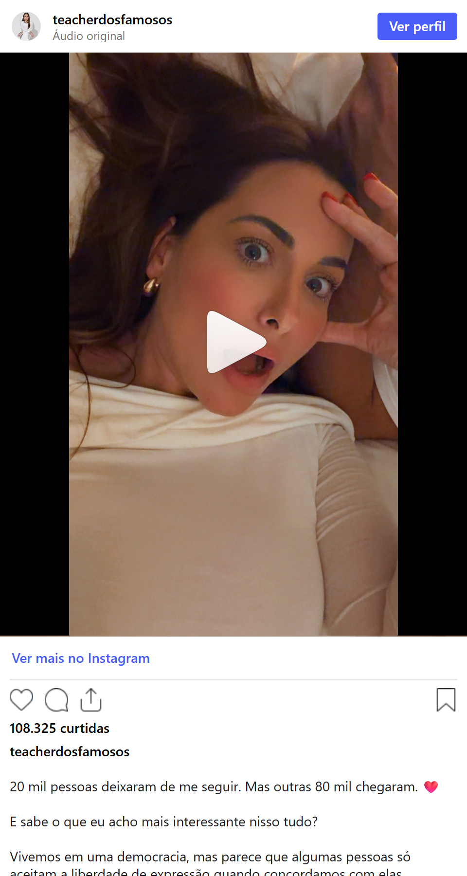 Print arquivado do post de Carol Diniz (Teacher dos Famosos) em 10/10/2026